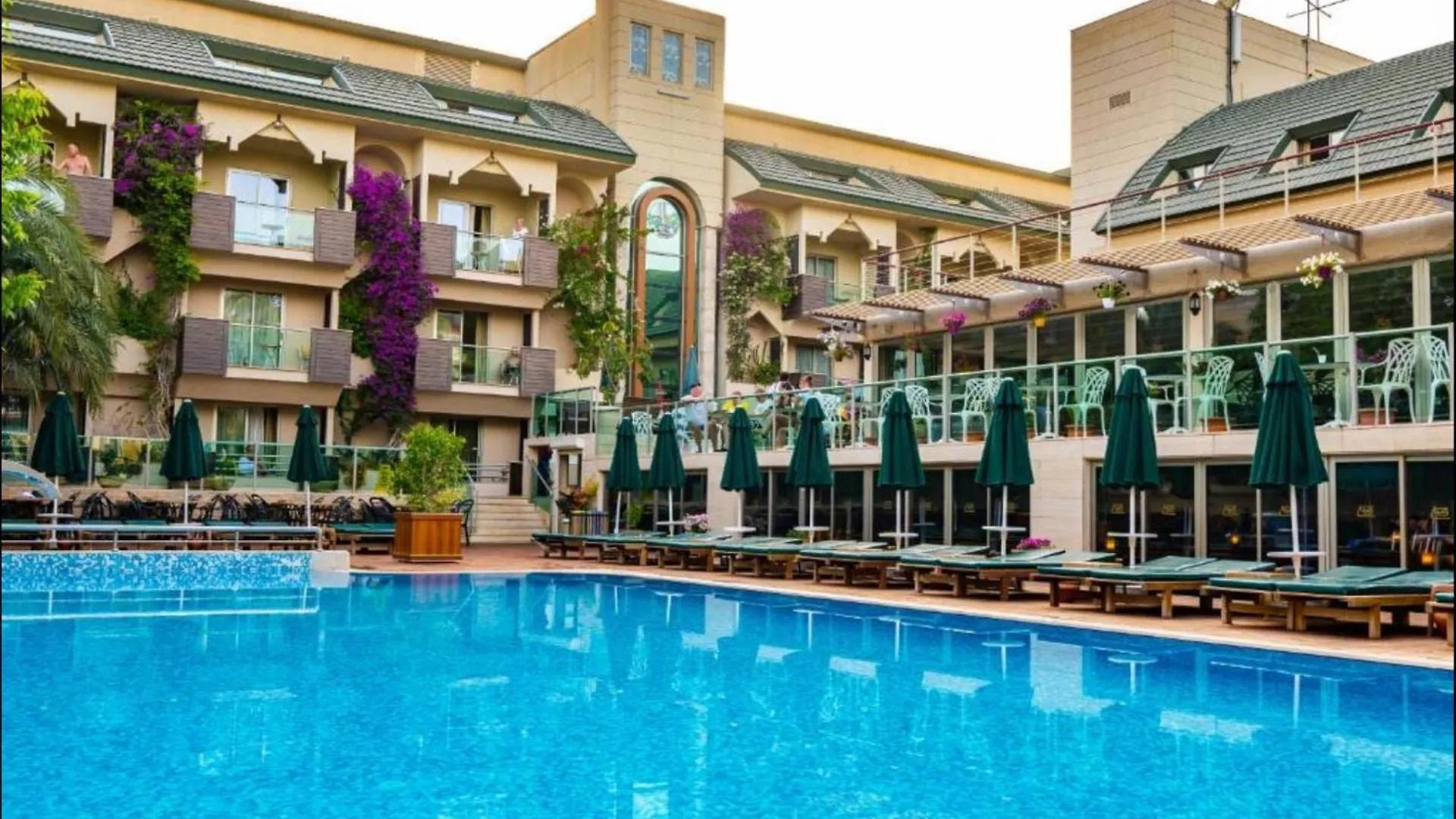 Ambassador Hotel & Spa Antalya 4*,